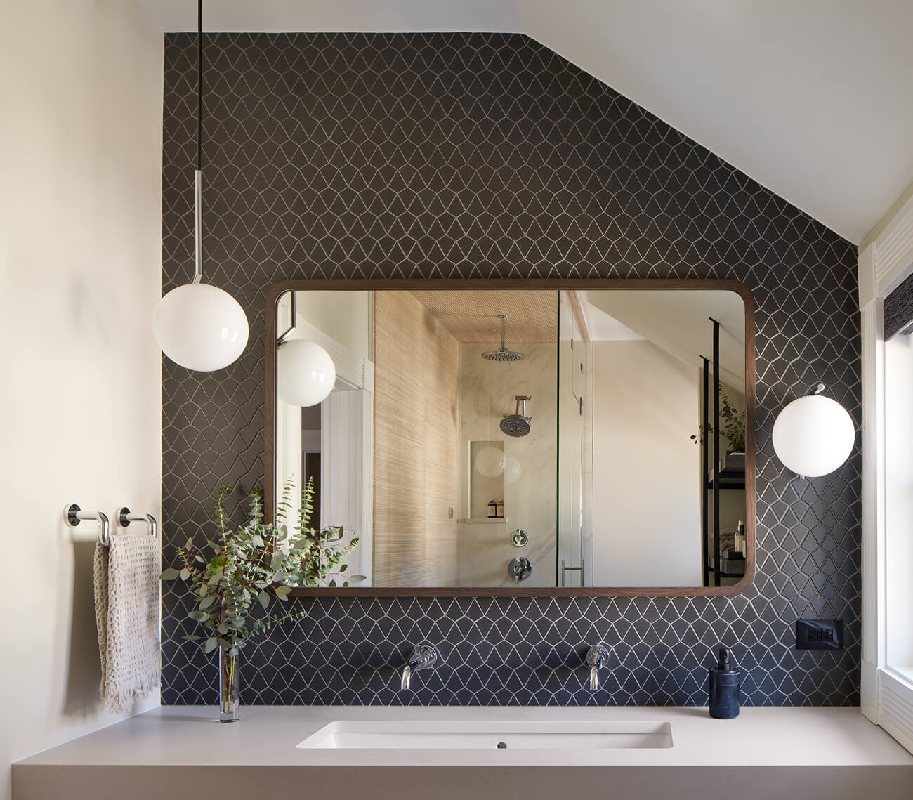 Classic Patterns Bathroom Design