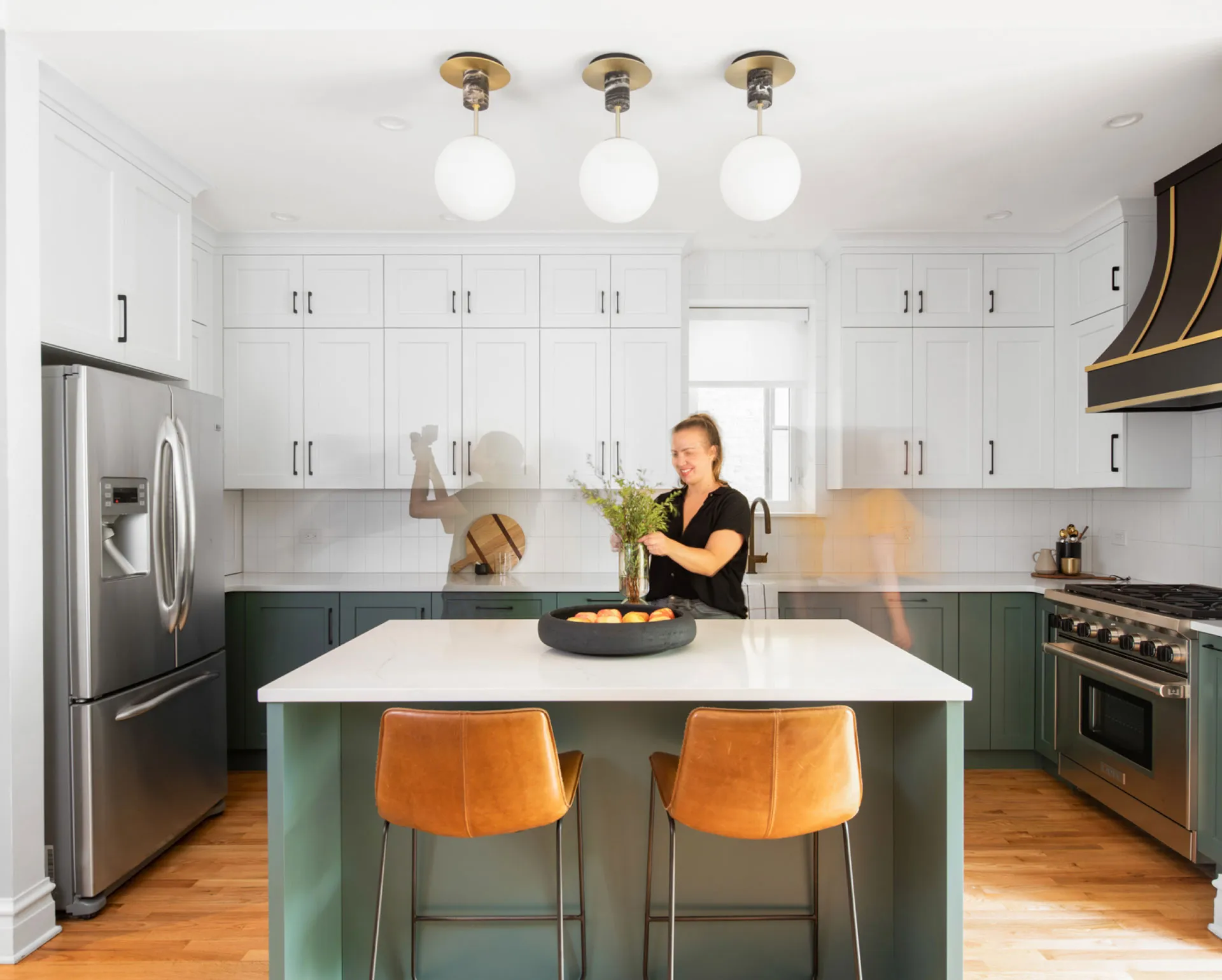 kitchen islands and cabinet